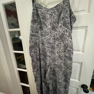 Old Navy Black and White Asymmetrical Dress